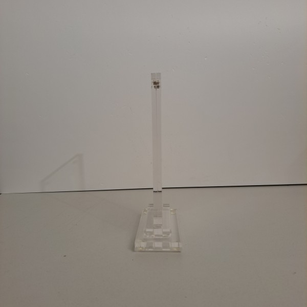 SLOTTED GRAPHIC HOLDER WITH MAGNETS 5